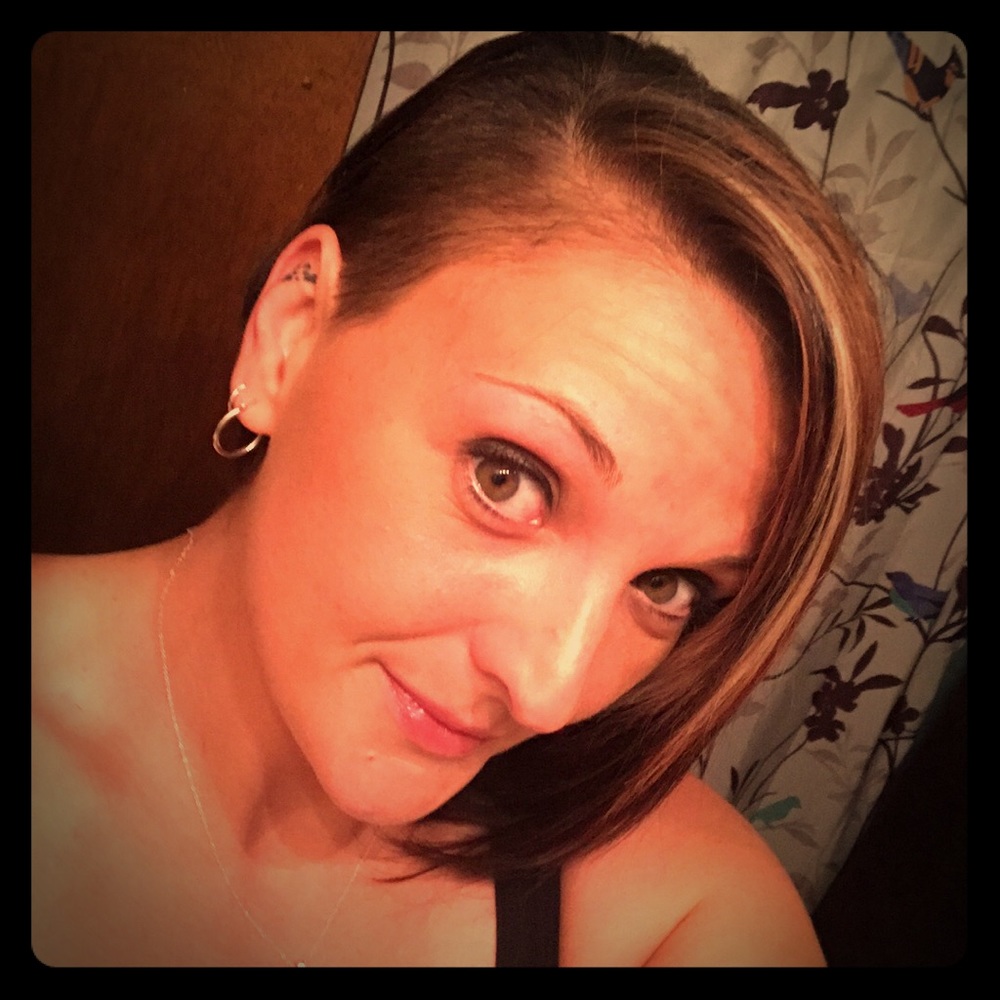 Meet your Posher, Kasey